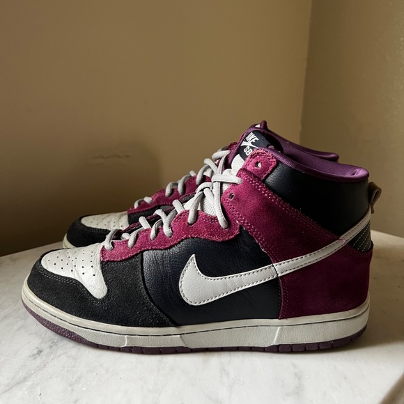 Nike SB Dunk Unheavens Gate - Picture 5 of 5